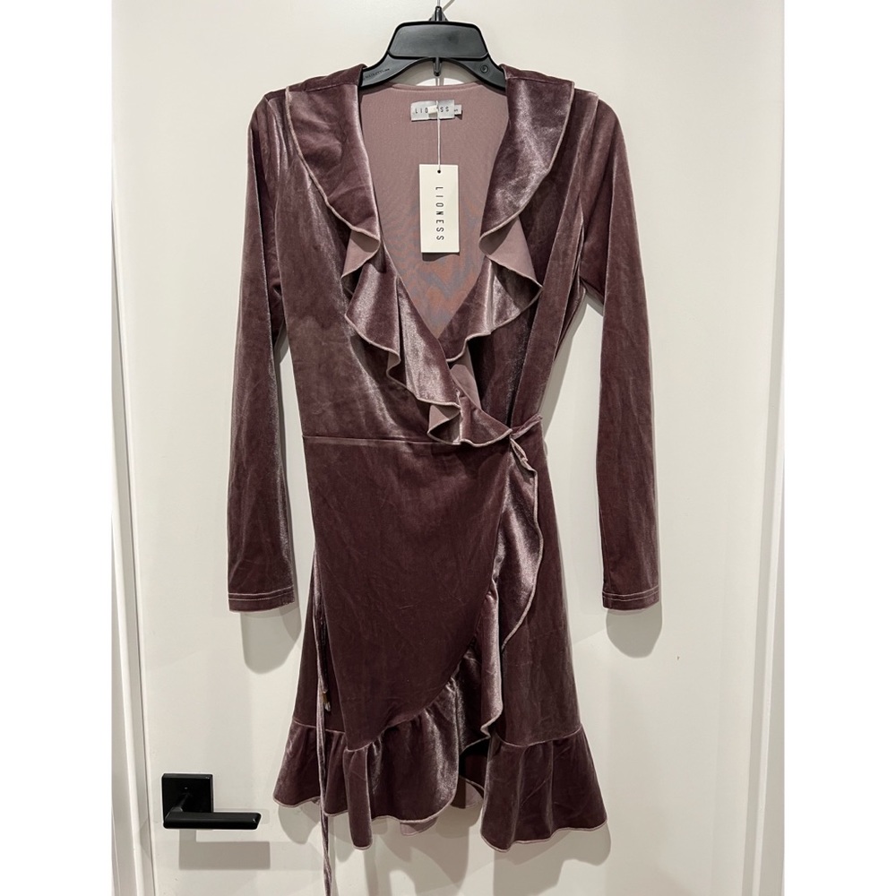Lioness rusty rose ruffle dress - Picture 6 of 6